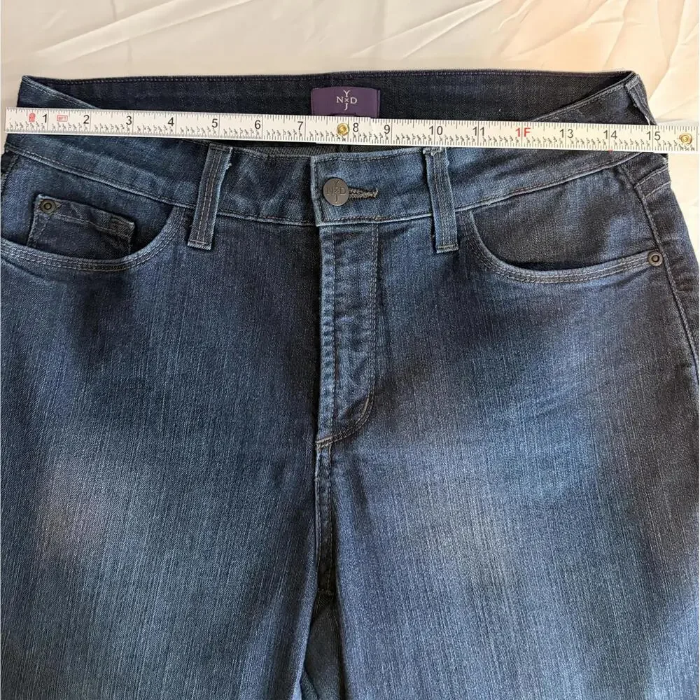 NYDJ Embroidered Bootcut Jeans Size 8‎ Stretch Denim